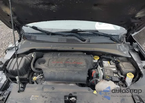 2022 Jeep Compass Limited 4X4 из США, поврежденный, VIN 3C4NJDCB0NT132239